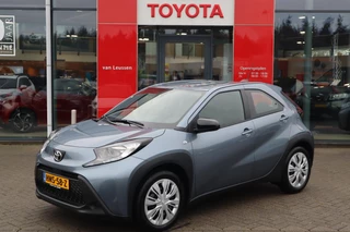 Toyota Aygo X PLAY 5-DEURS CAMERA AD-CRUISE APPLE/ANDROID 1e EIGENAAR NL-DEALERAUTO