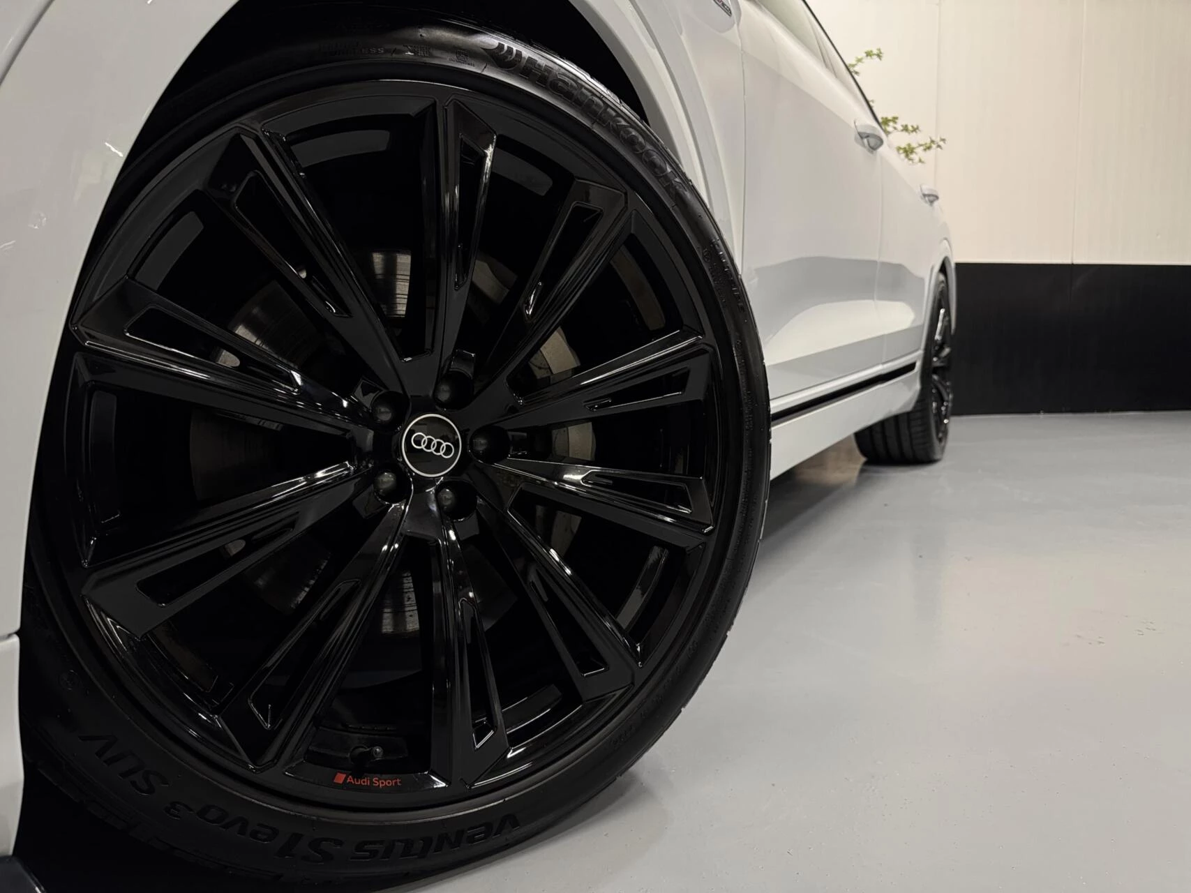 Hoofdafbeelding Audi Q8
