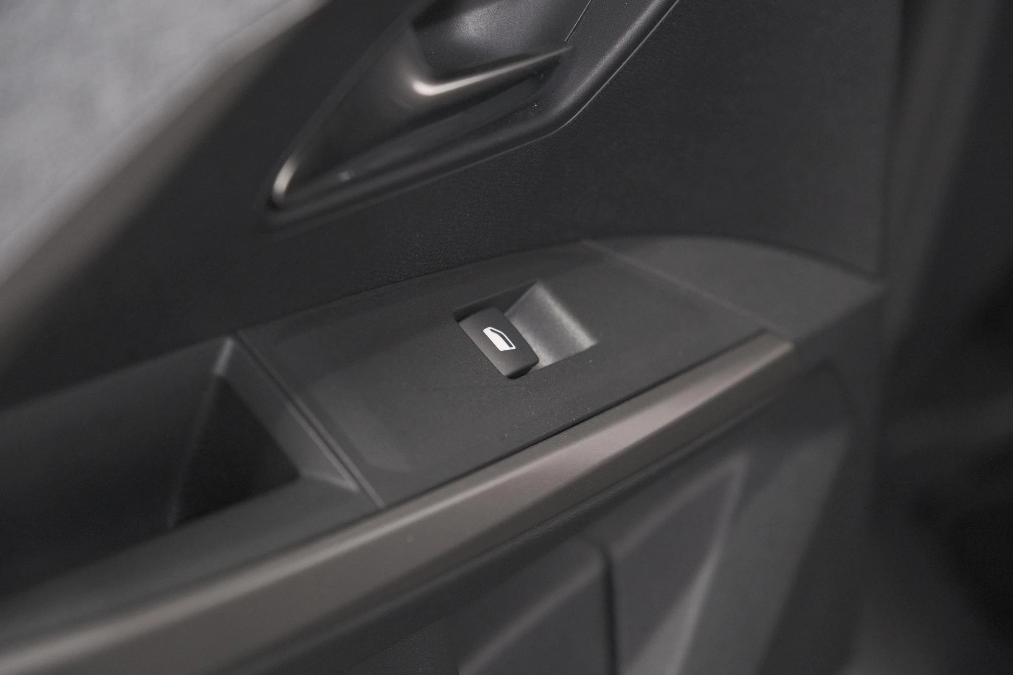 Hoofdafbeelding Peugeot e-3008
