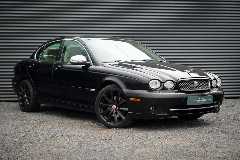 Hoofdafbeelding Jaguar X-Type