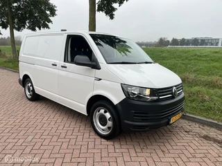 Volkswagen Transporter 2.0 TSI Benzine + AC | Sortimo