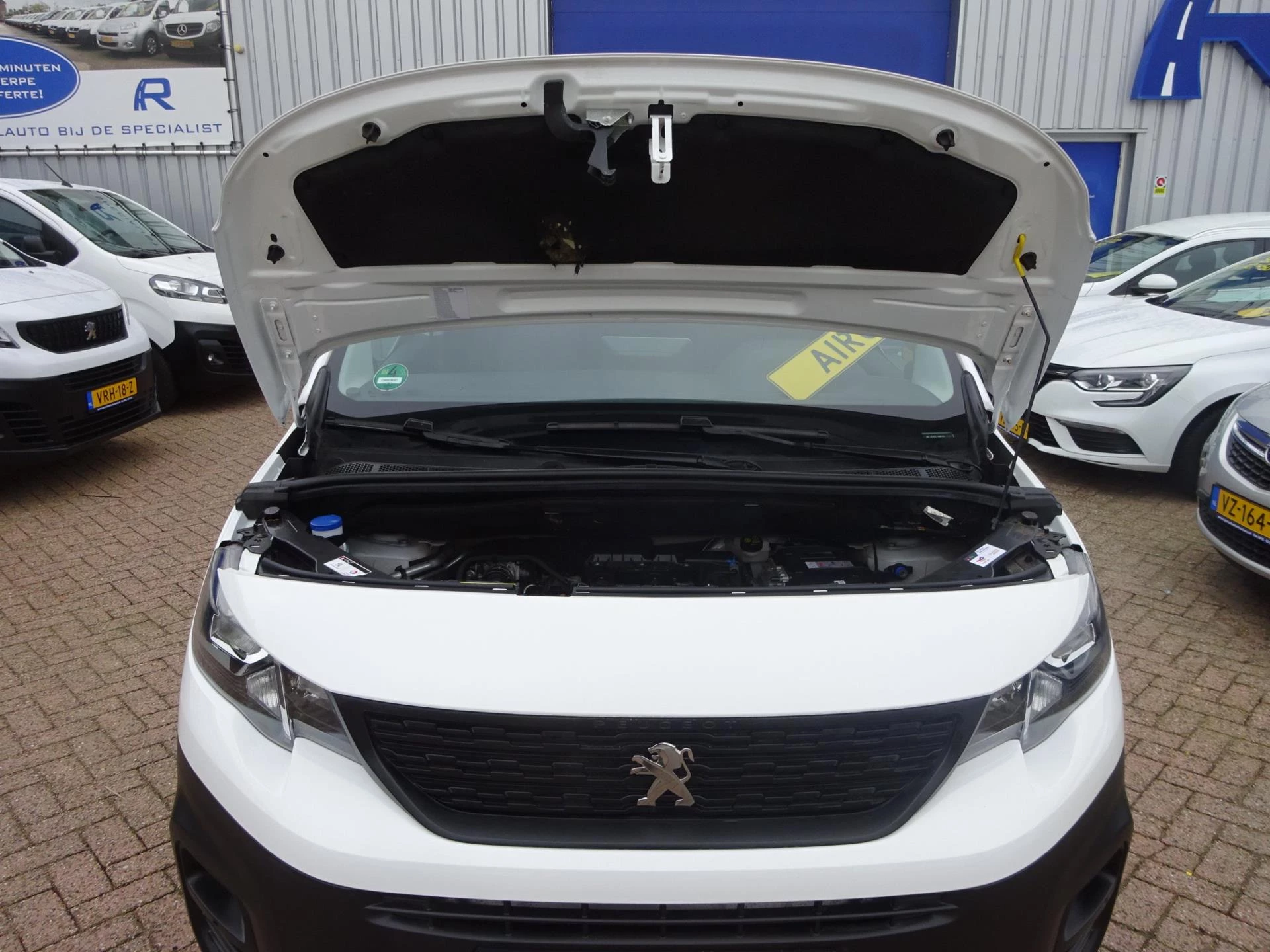 Hoofdafbeelding Peugeot Partner