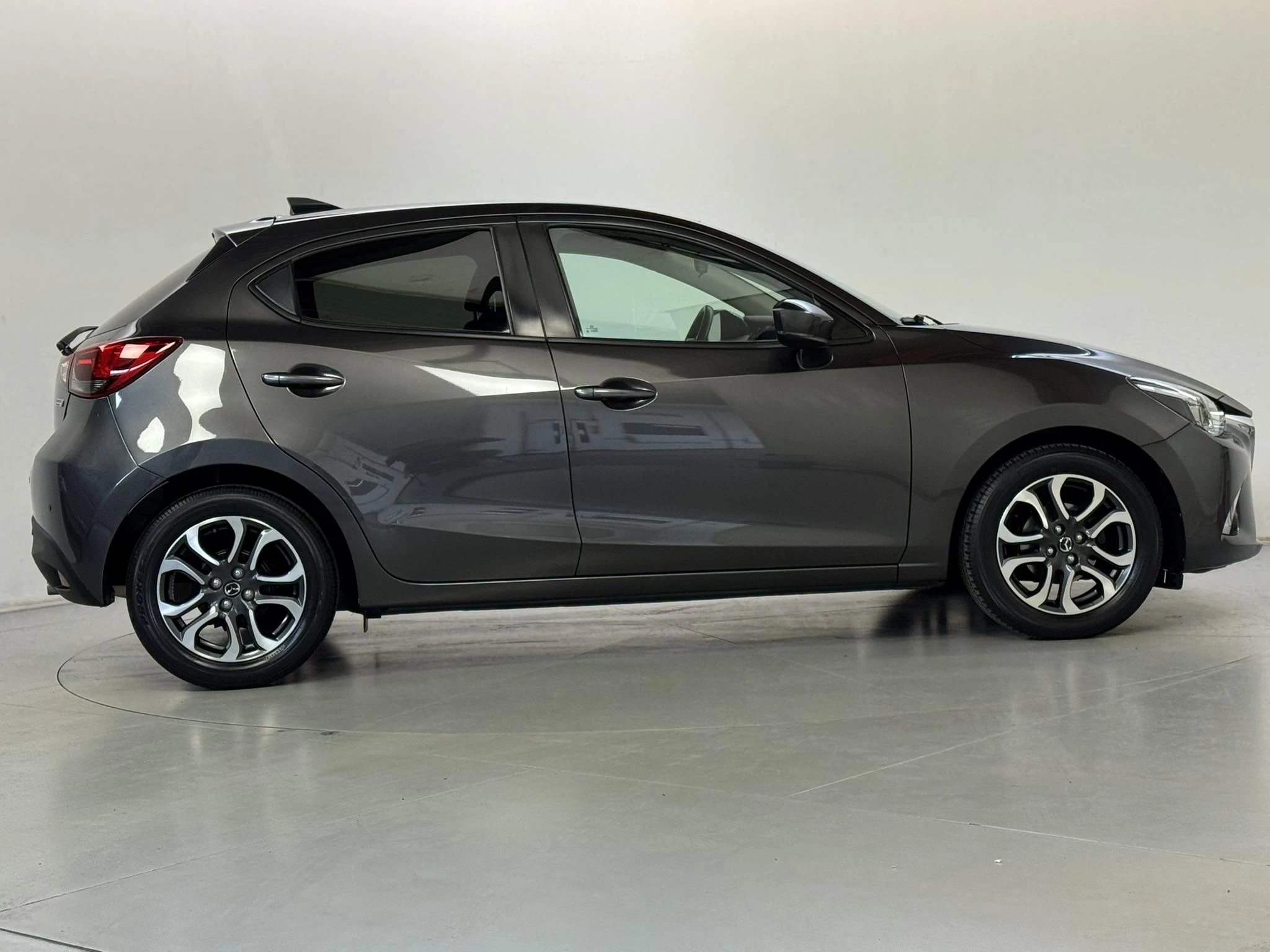Hoofdafbeelding Mazda 2