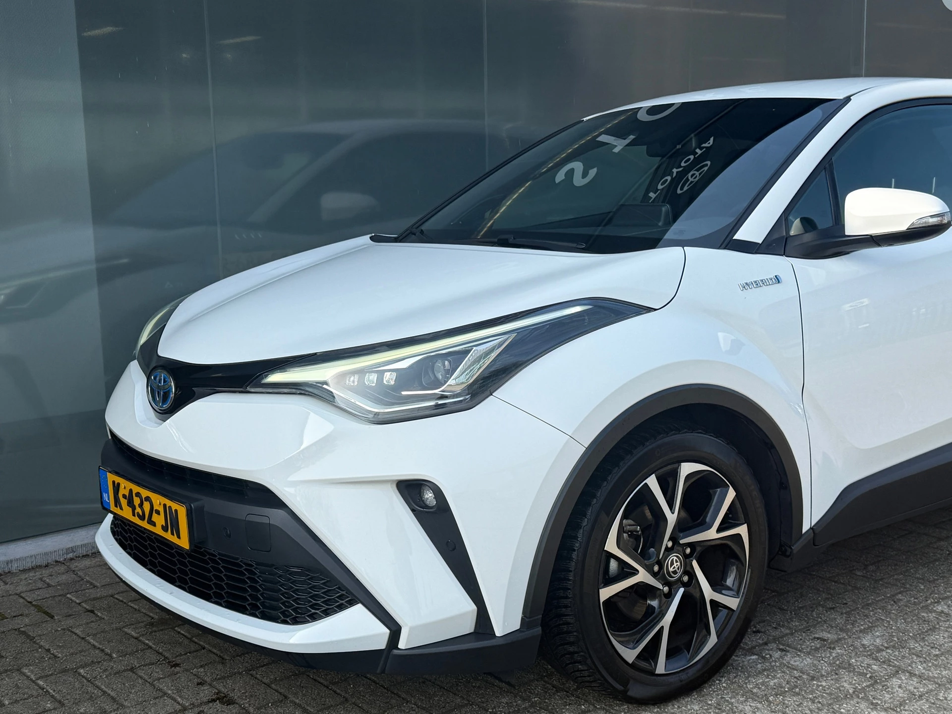 Hoofdafbeelding Toyota C-HR