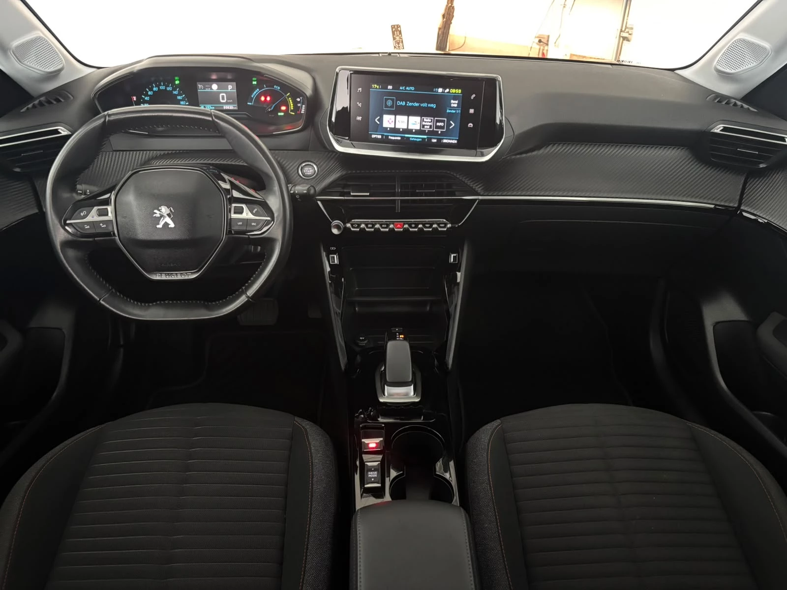 Hoofdafbeelding Peugeot e-208