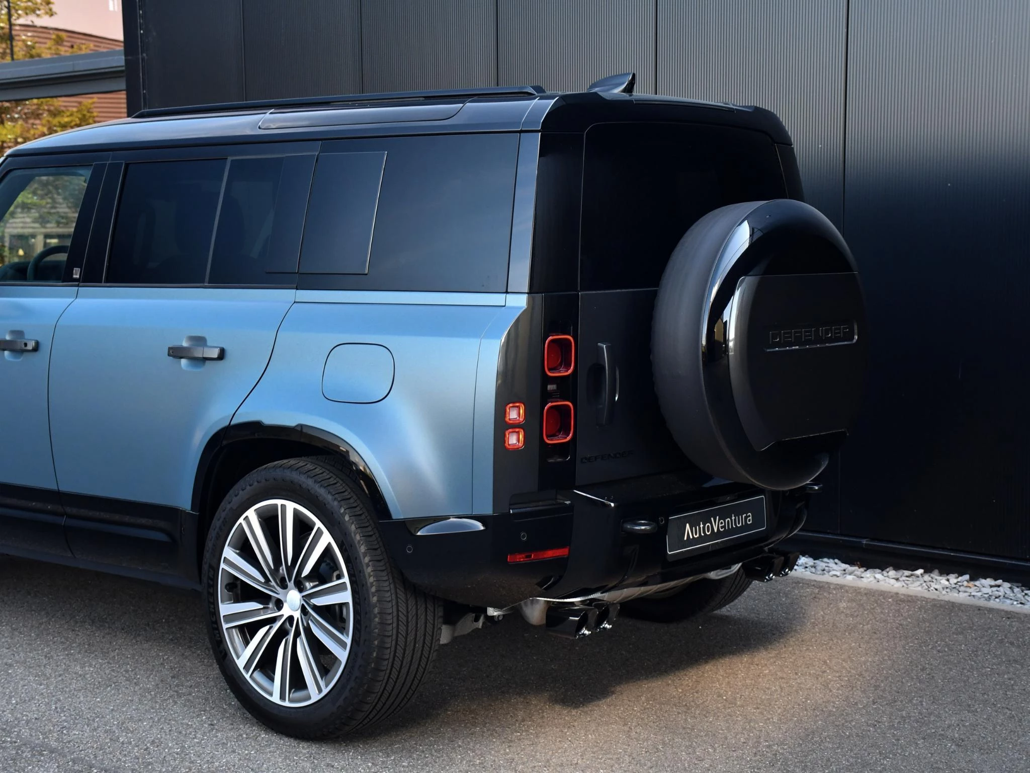 Hoofdafbeelding Land Rover Defender