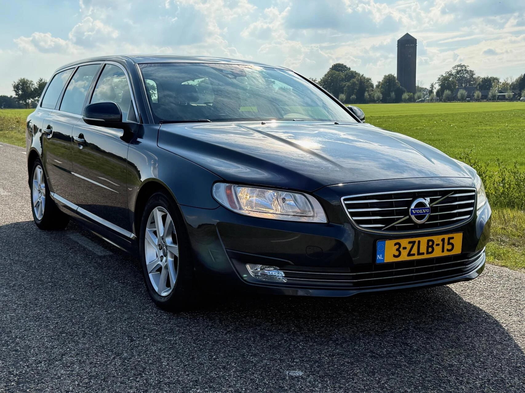 Hoofdafbeelding Volvo V70