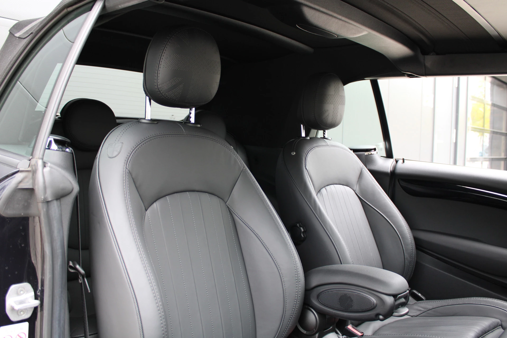 Hoofdafbeelding MINI Cooper Cabrio