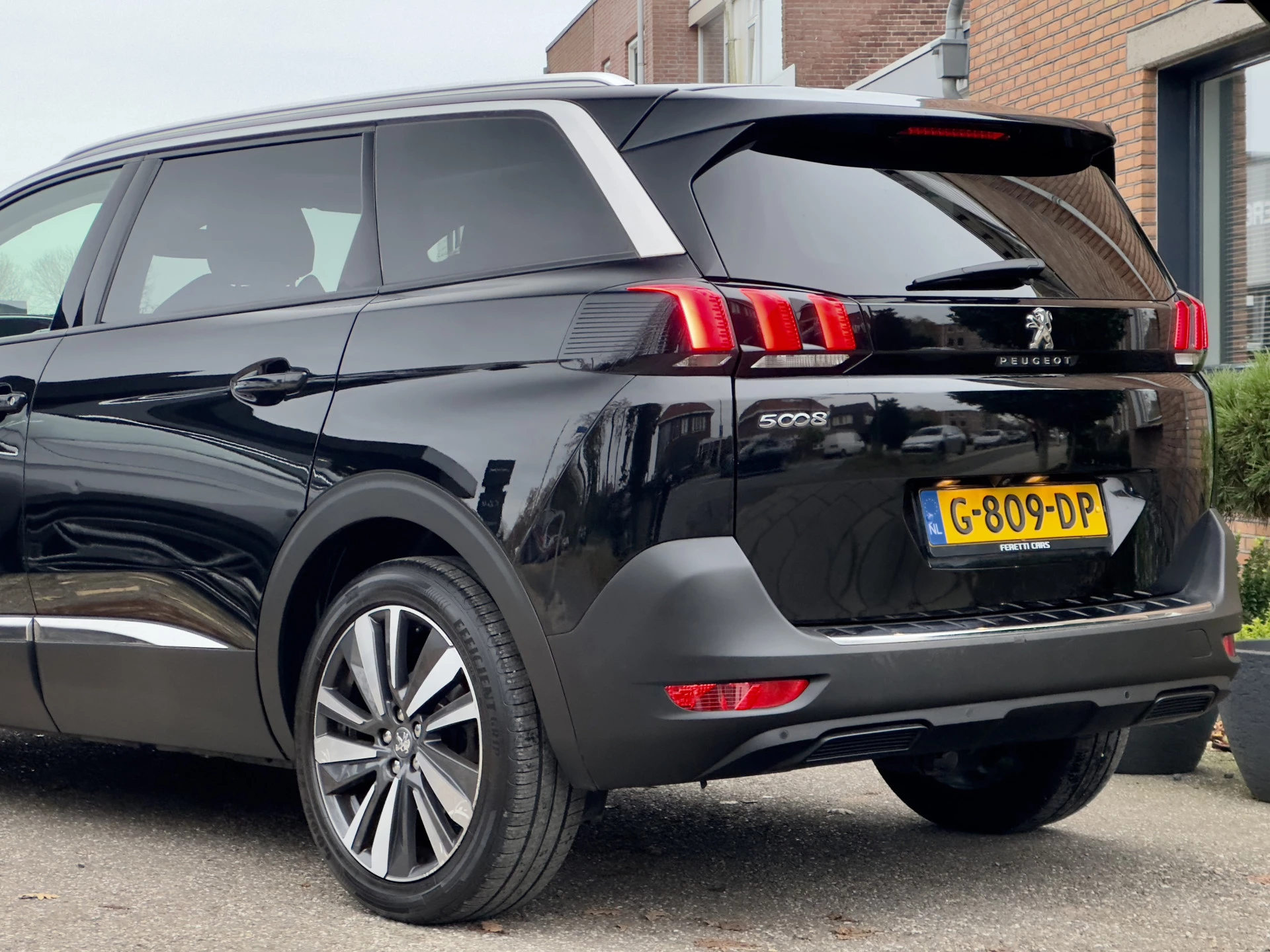 Hoofdafbeelding Peugeot 5008