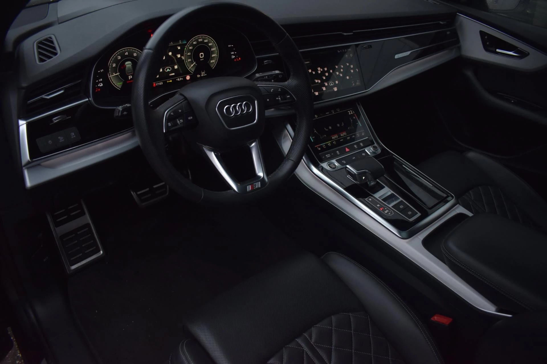 Hoofdafbeelding Audi Q8