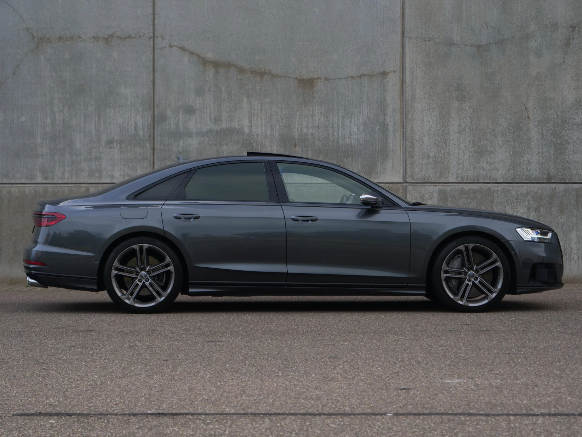 Hoofdafbeelding Audi S8