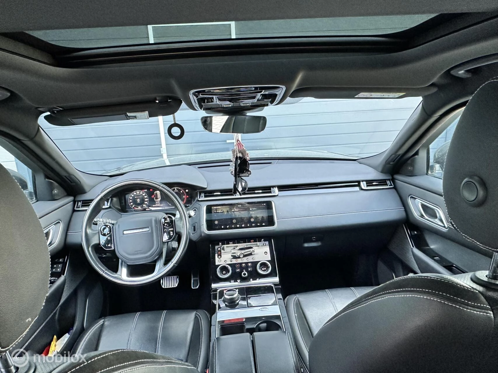 Hoofdafbeelding Land Rover Range Rover Velar