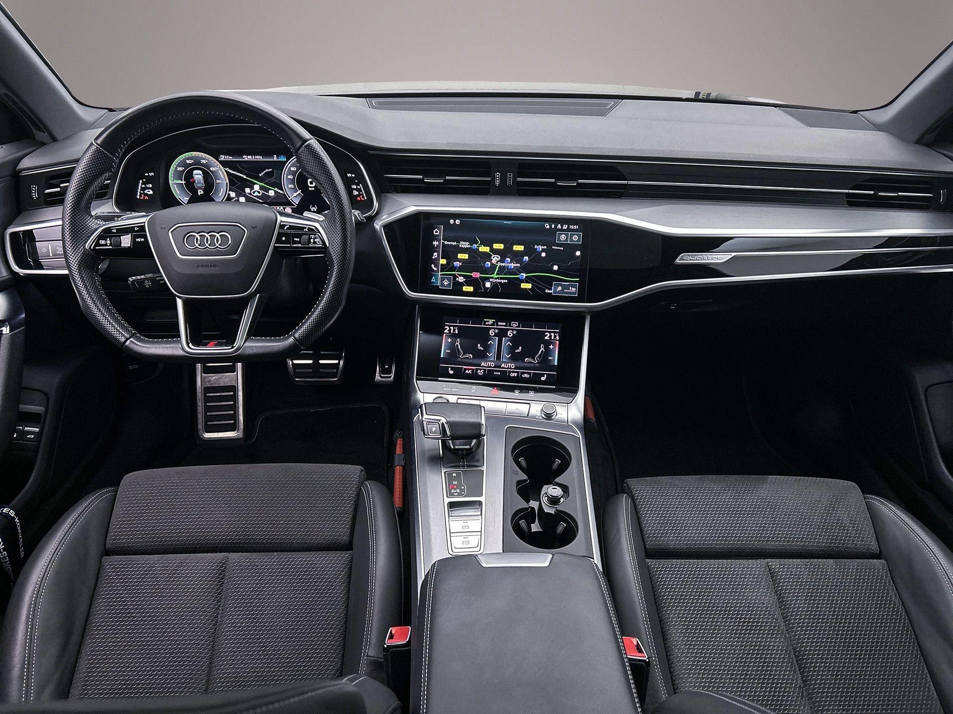 Hoofdafbeelding Audi A6