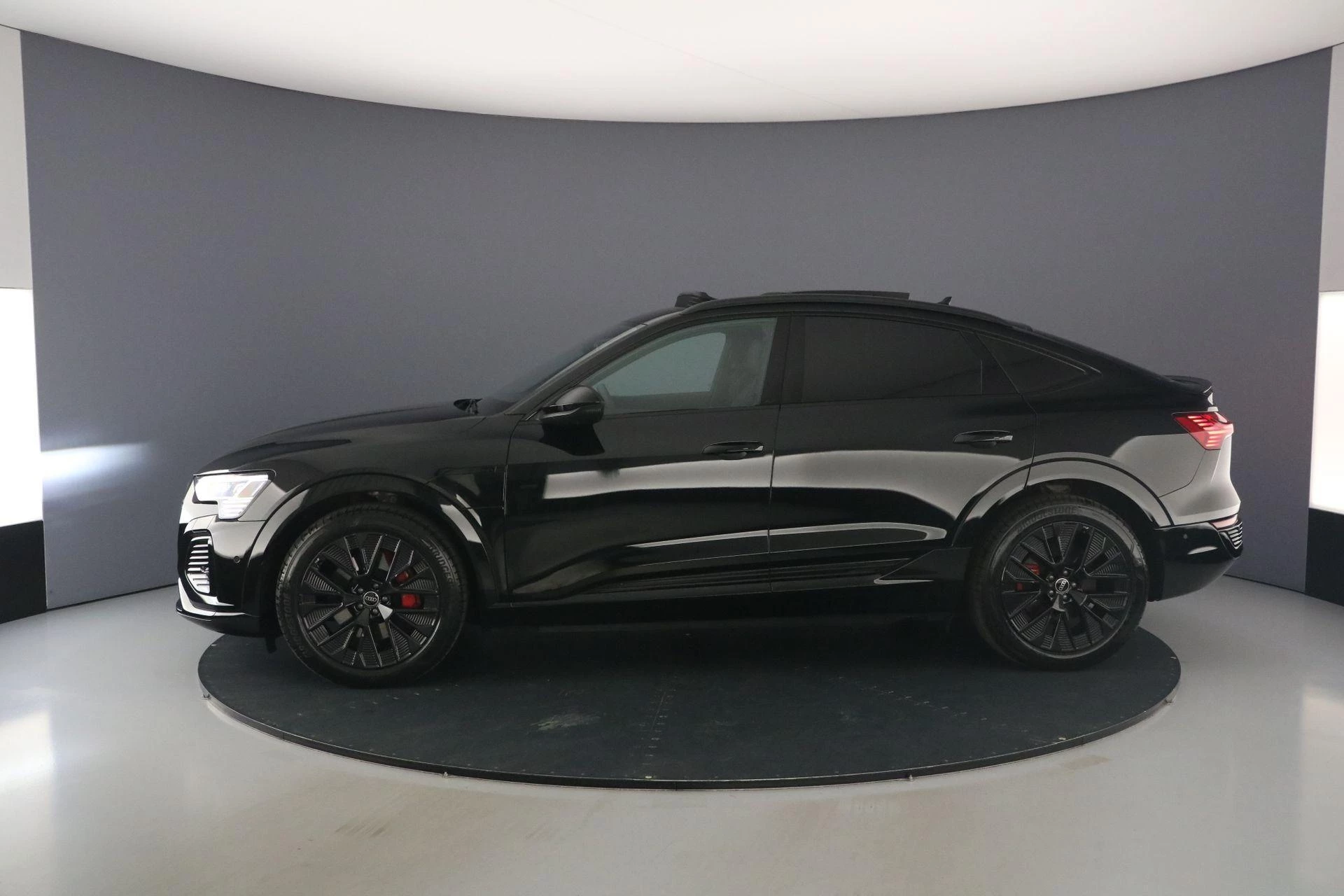Hoofdafbeelding Audi Q8 Sportback e-tron