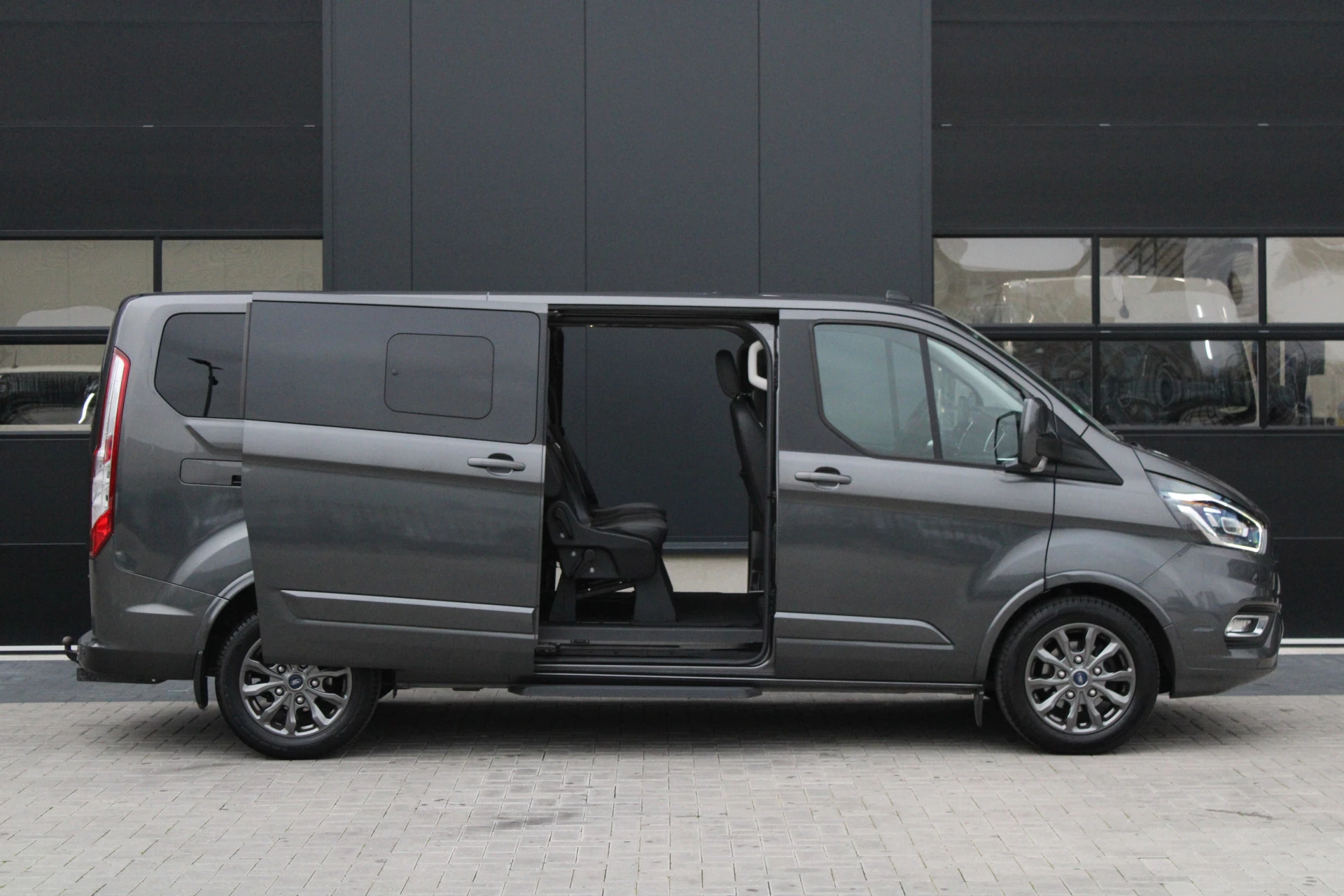 Hoofdafbeelding Ford Tourneo Custom