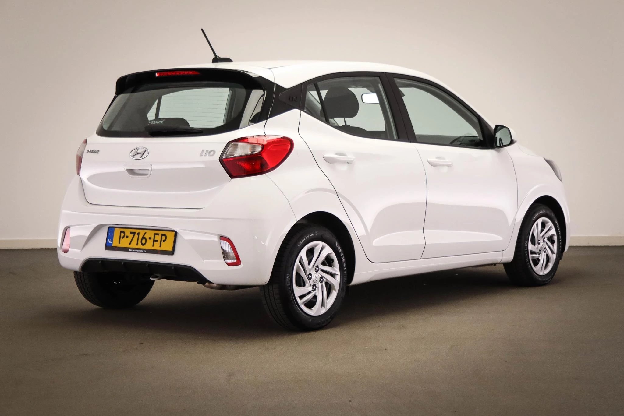 Hoofdafbeelding Hyundai i10