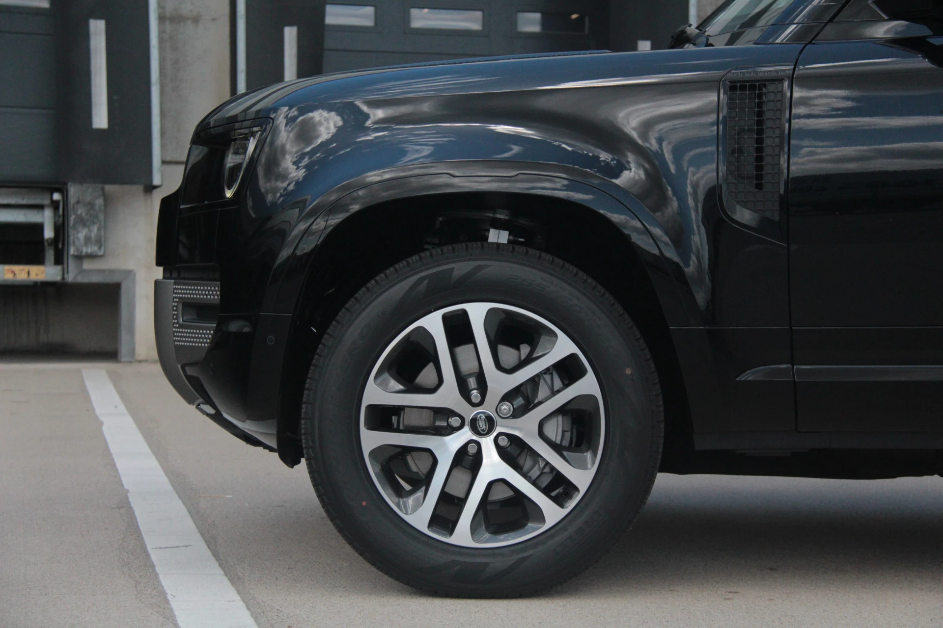 Hoofdafbeelding Land Rover Defender