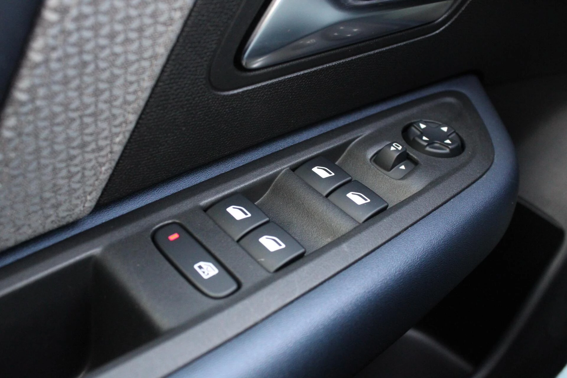 Hoofdafbeelding Citroën ë-C4