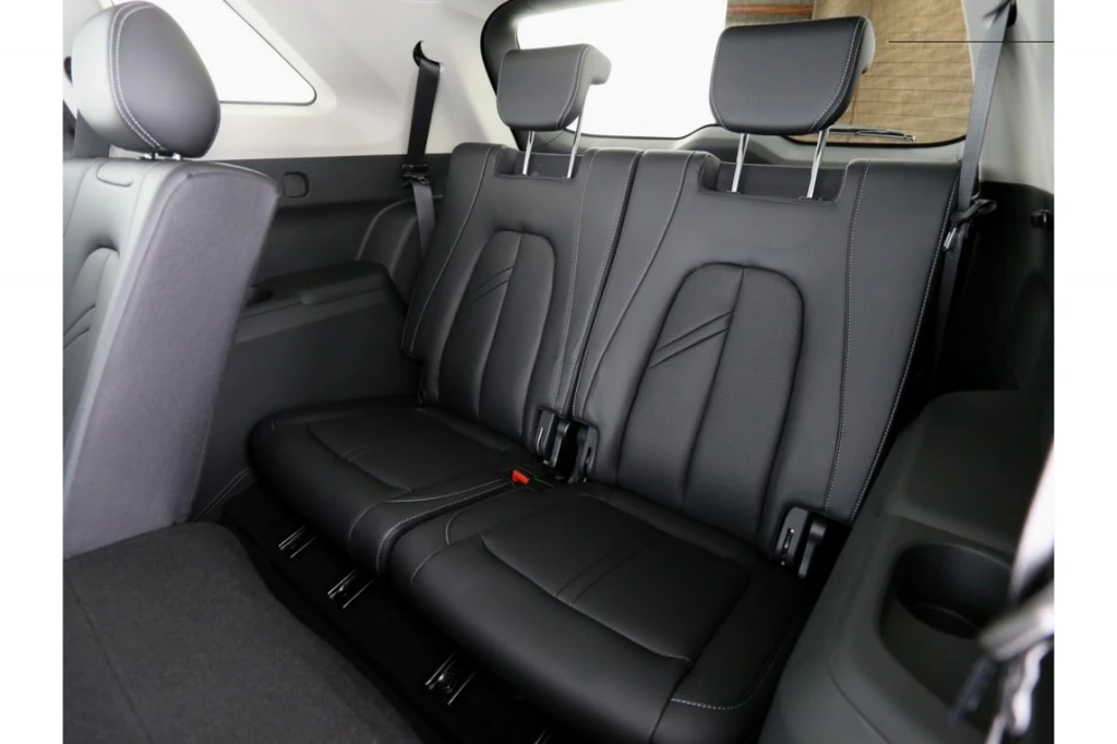 Hoofdafbeelding DFSK E5 PHEV