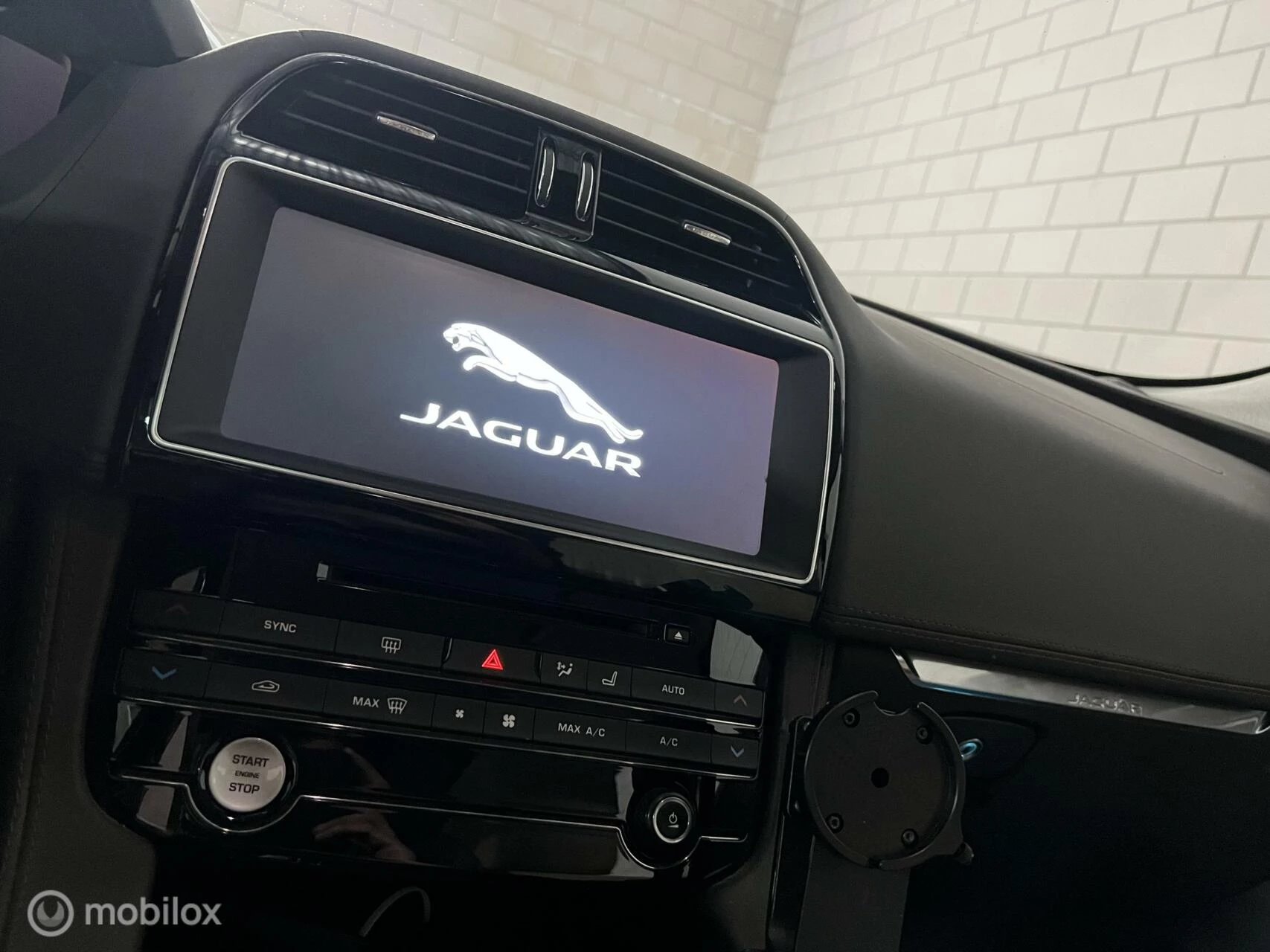 Hoofdafbeelding Jaguar F-PACE