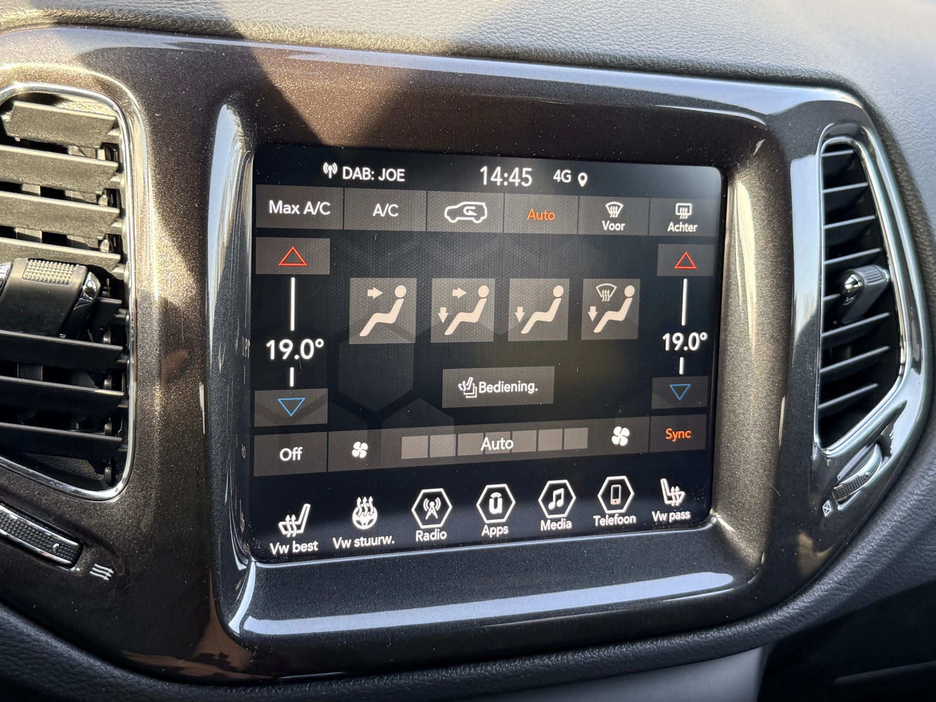 Hoofdafbeelding Jeep Compass