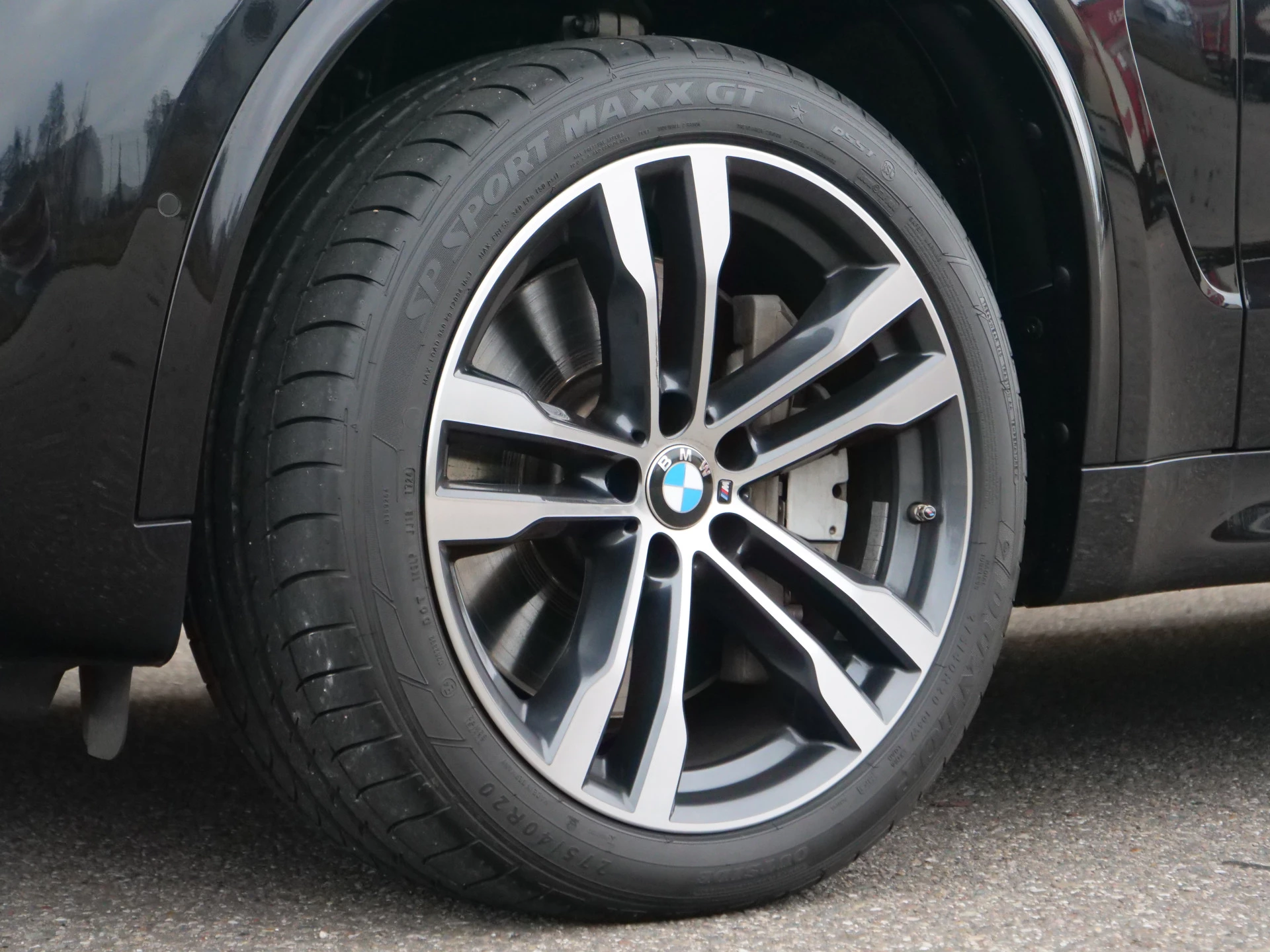 Hoofdafbeelding BMW X5