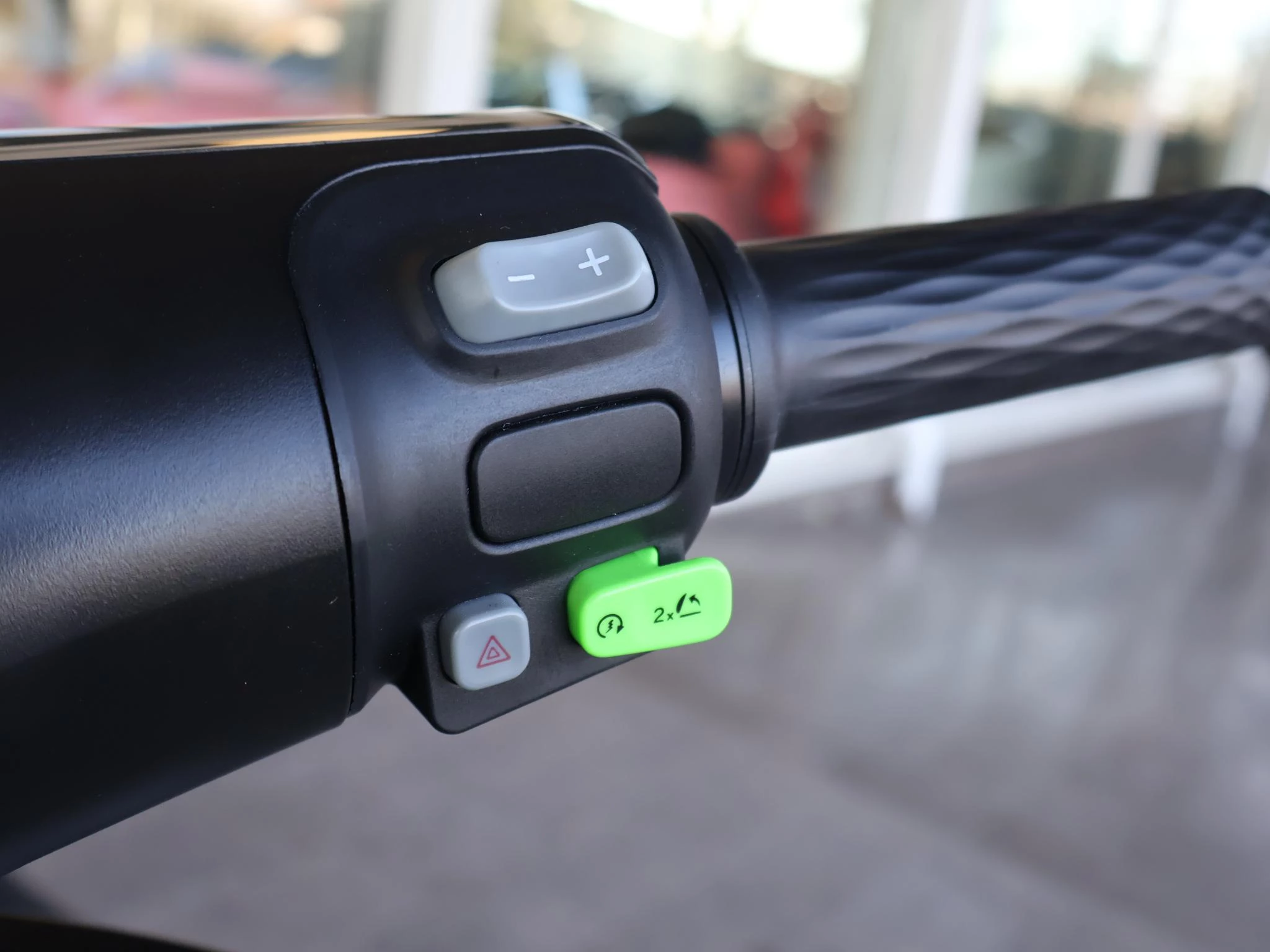 Hoofdafbeelding Segway E300SE