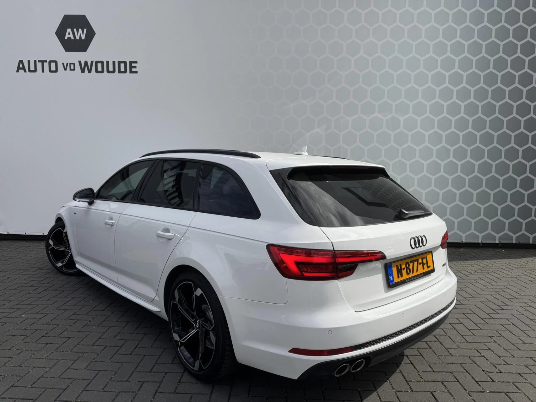 Hoofdafbeelding Audi A4