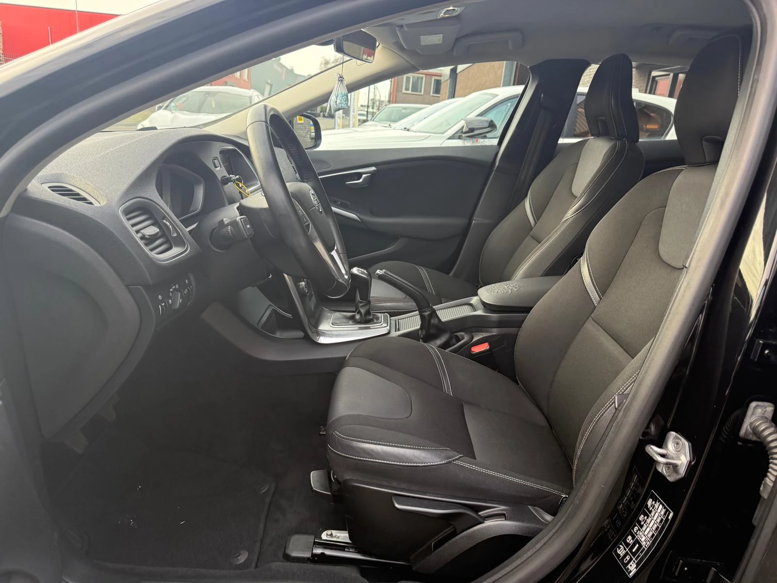 Hoofdafbeelding Volvo V40