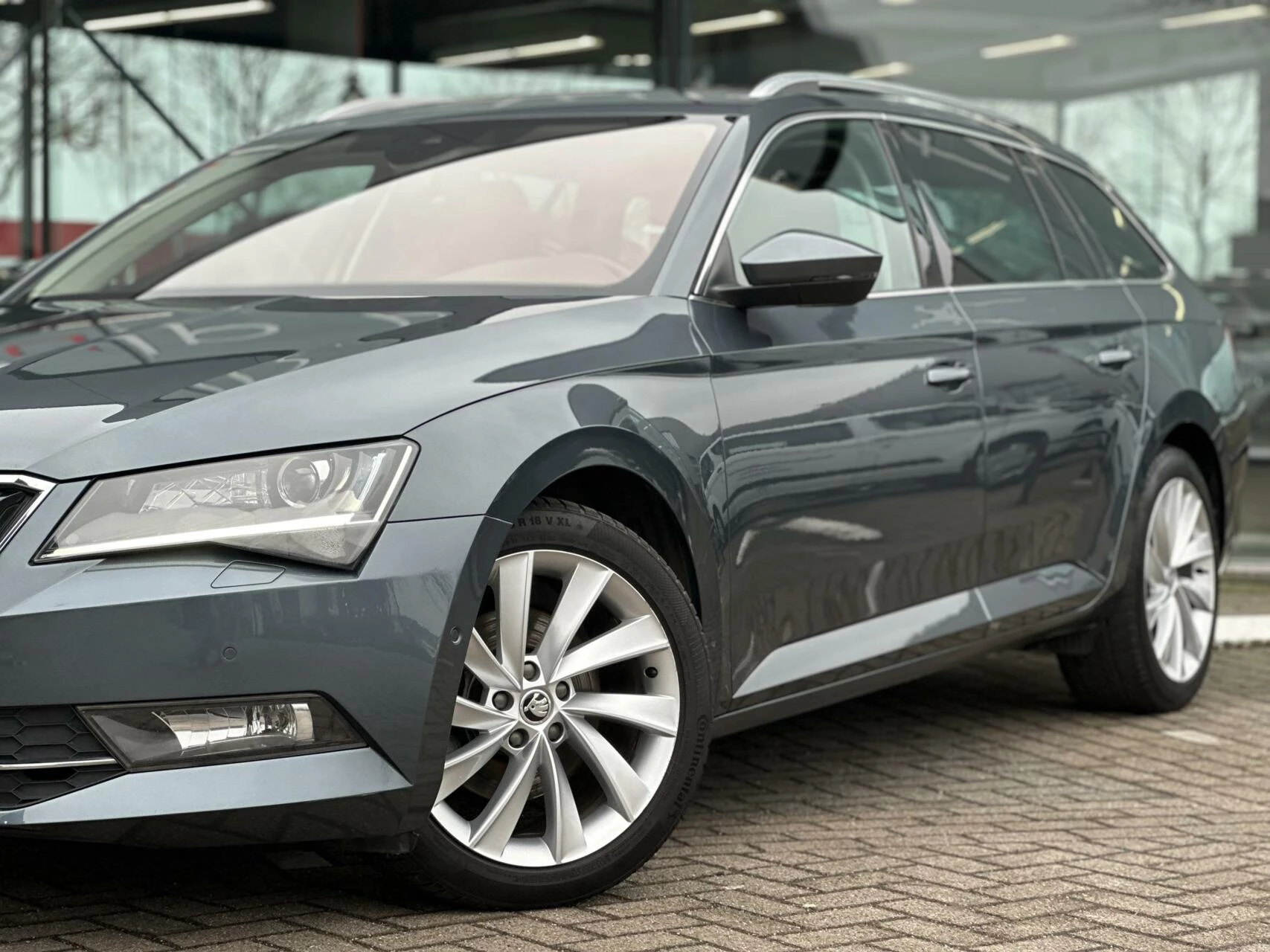 Hoofdafbeelding Škoda Superb