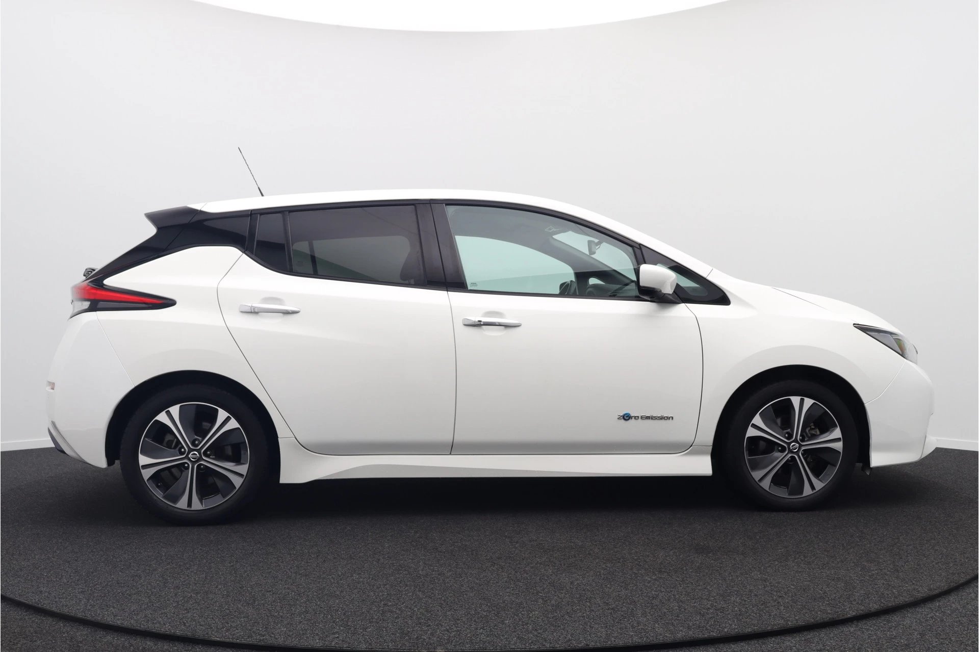 Hoofdafbeelding Nissan Leaf