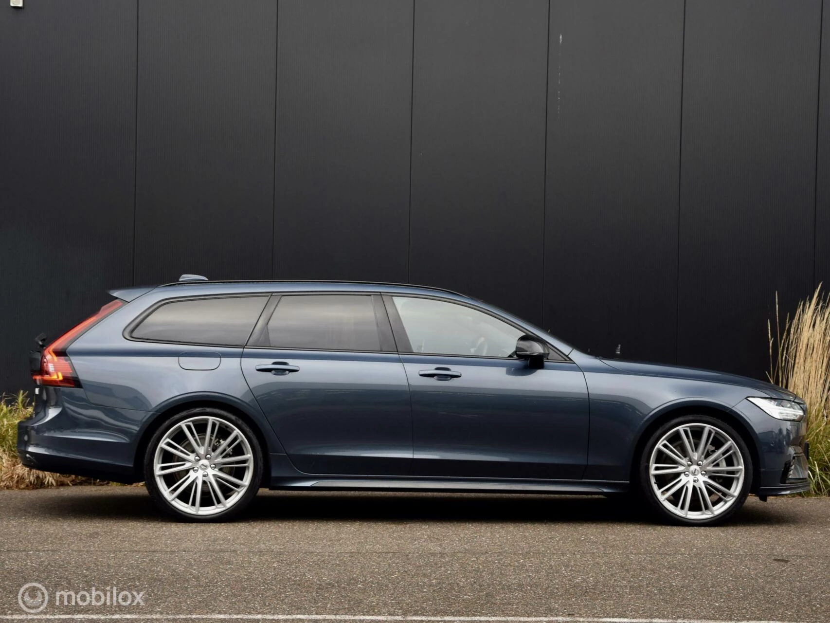 Hoofdafbeelding Volvo V90