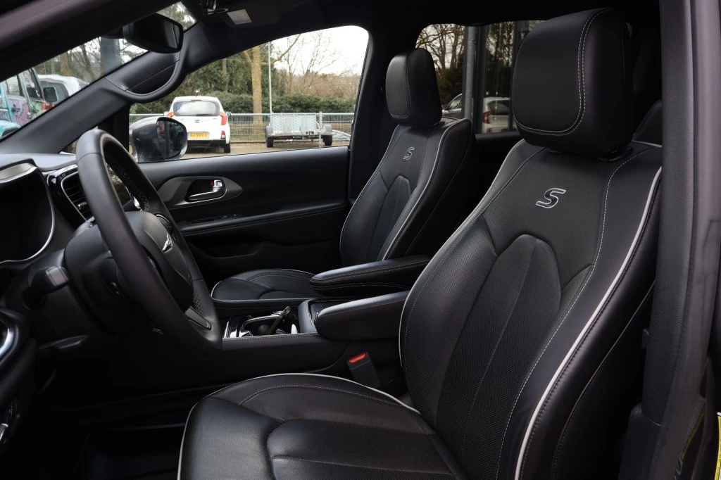 Hoofdafbeelding Chrysler Pacifica