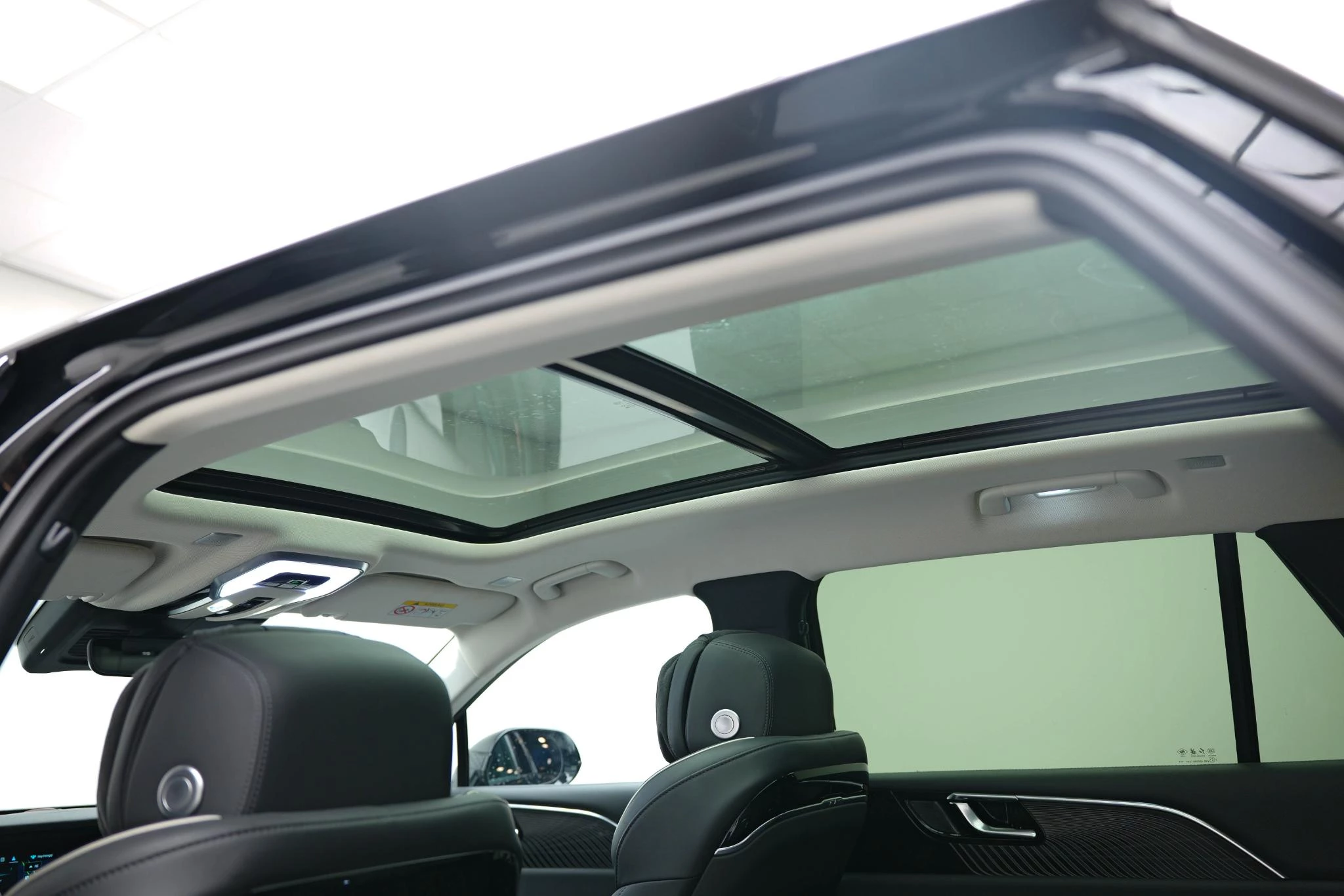 Hoofdafbeelding Hongqi E-HS9