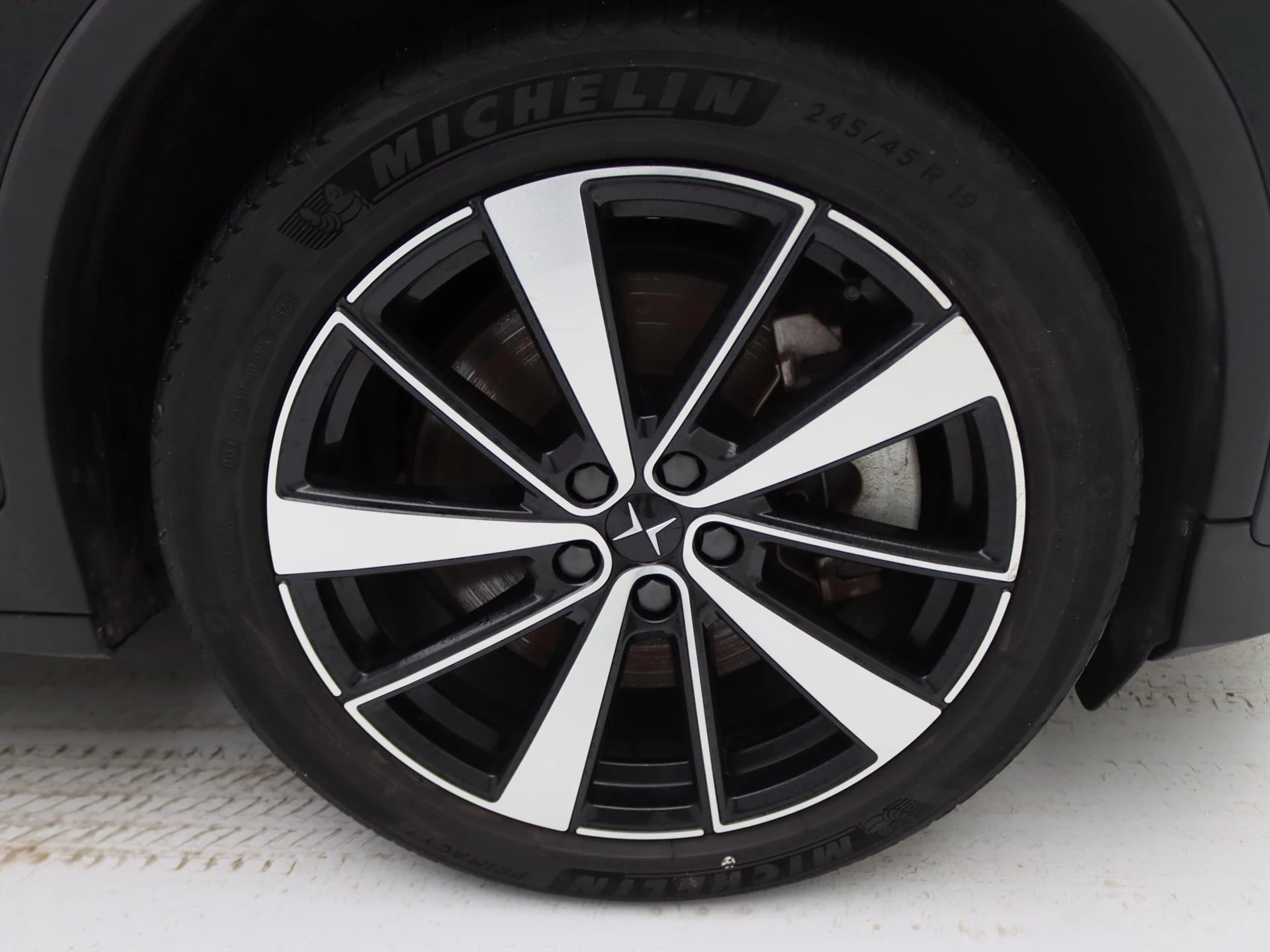 Hoofdafbeelding Polestar 2