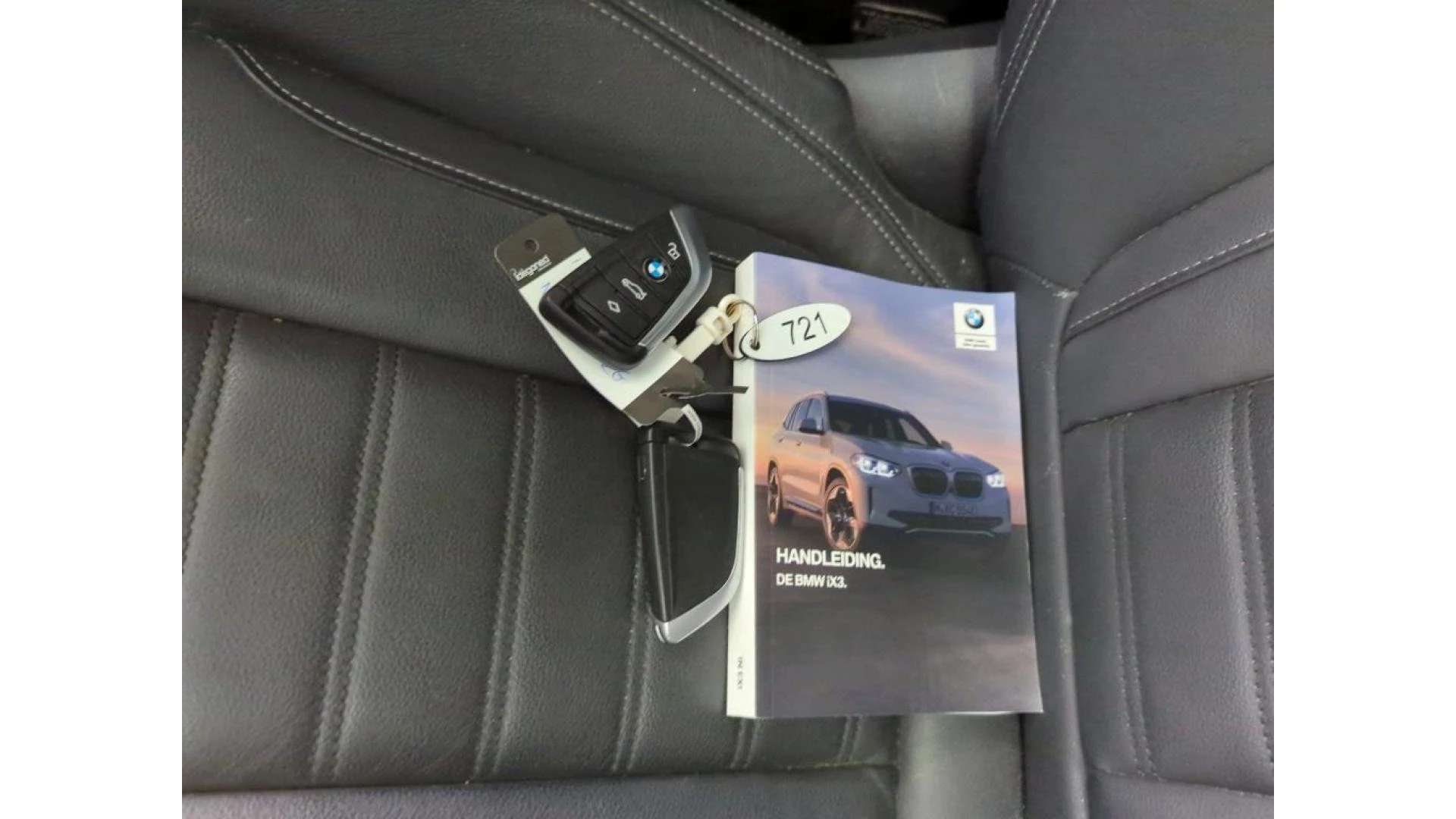 Hoofdafbeelding BMW iX3