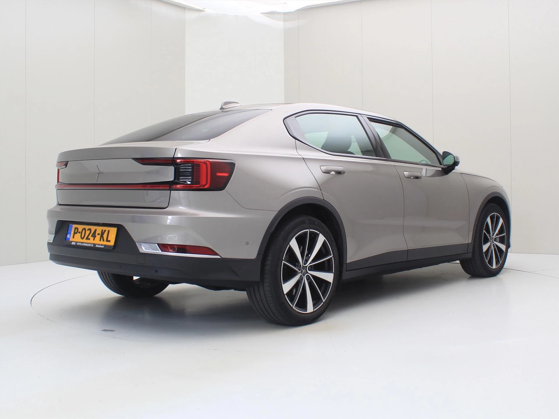 Hoofdafbeelding Polestar 2