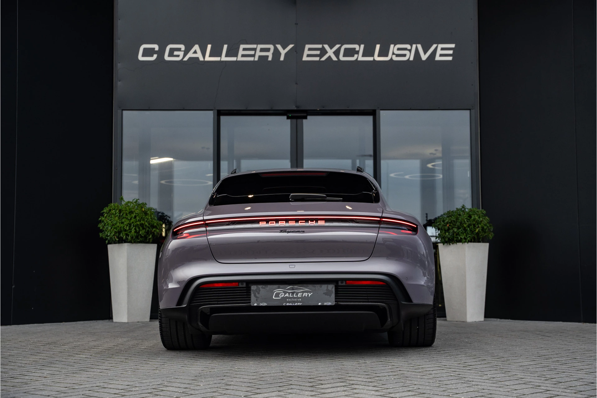 Hoofdafbeelding Porsche Taycan