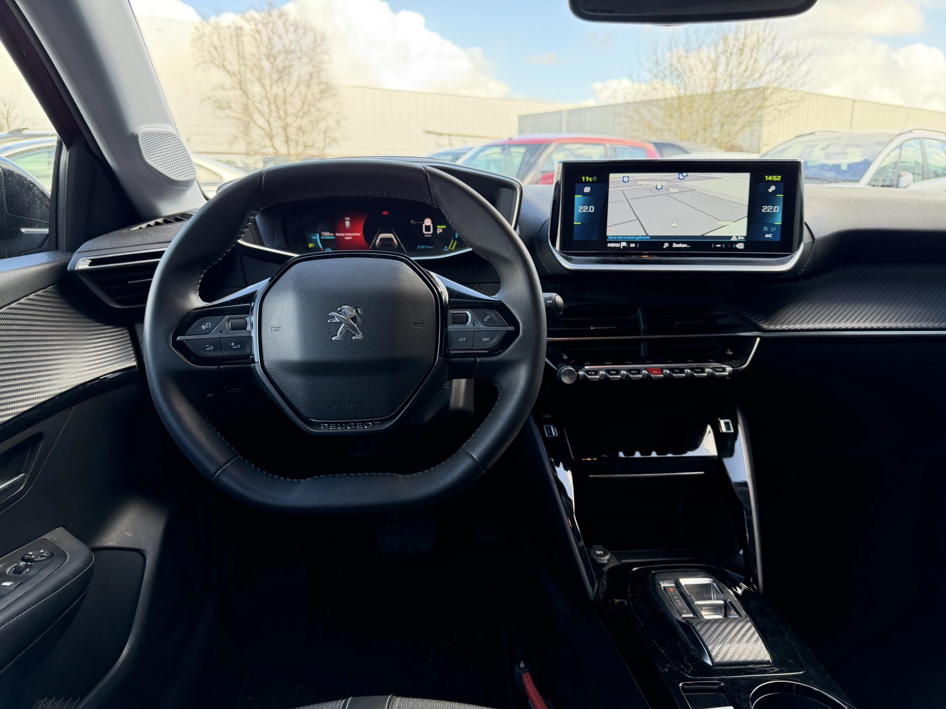 Hoofdafbeelding Peugeot e-208