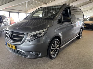 Hoofdafbeelding Mercedes-Benz Vito Mercedes-Benz Vito 114 CDI Lang L2H1 automaat / vaste prijs rijklaar € 29.950 ex btw / lease vanaf € 536 / grijs metallic / lichtmetalen velgen 18 inch / leer / trekhaak 2000 kg !