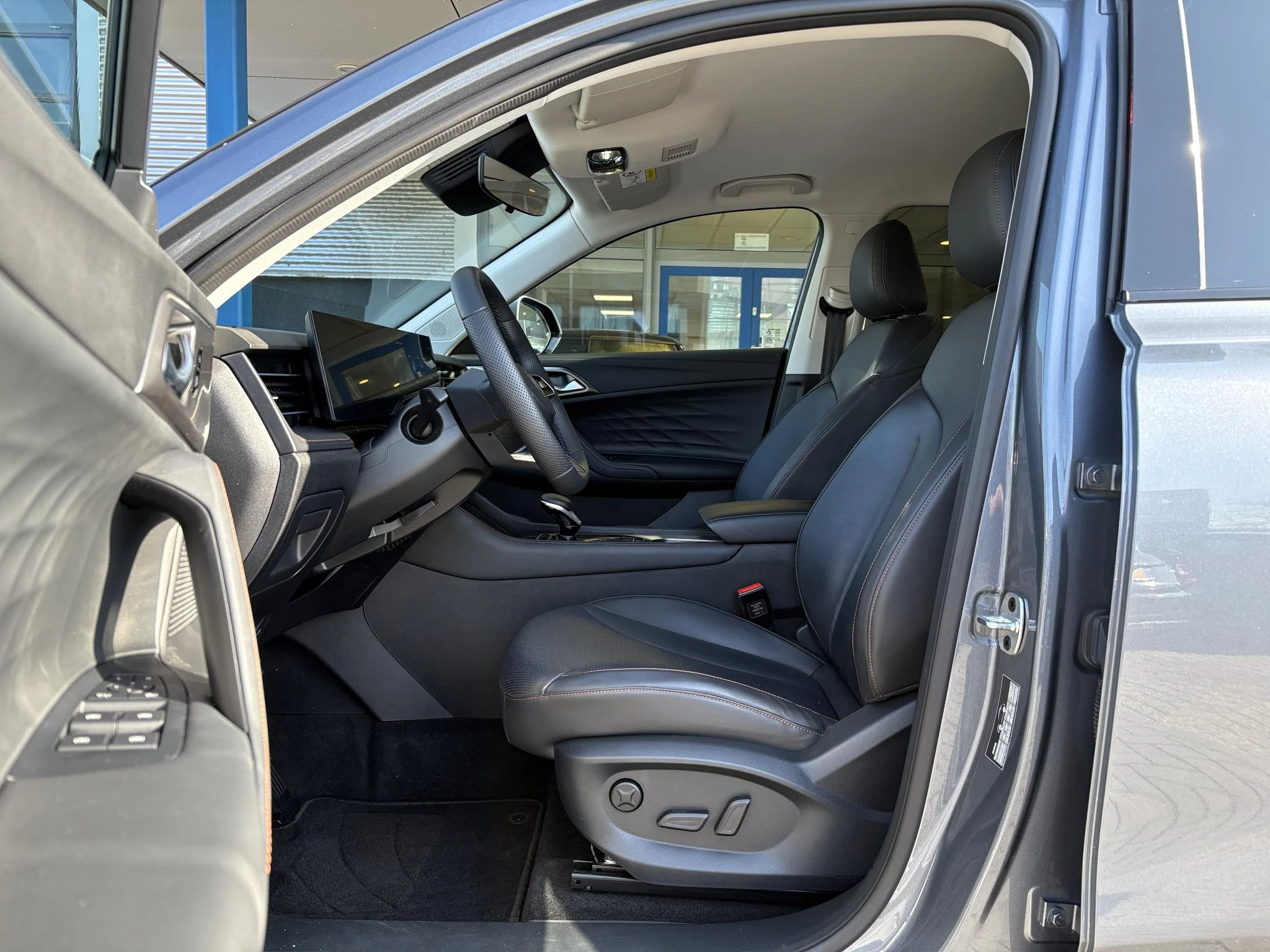 Hoofdafbeelding MG HS