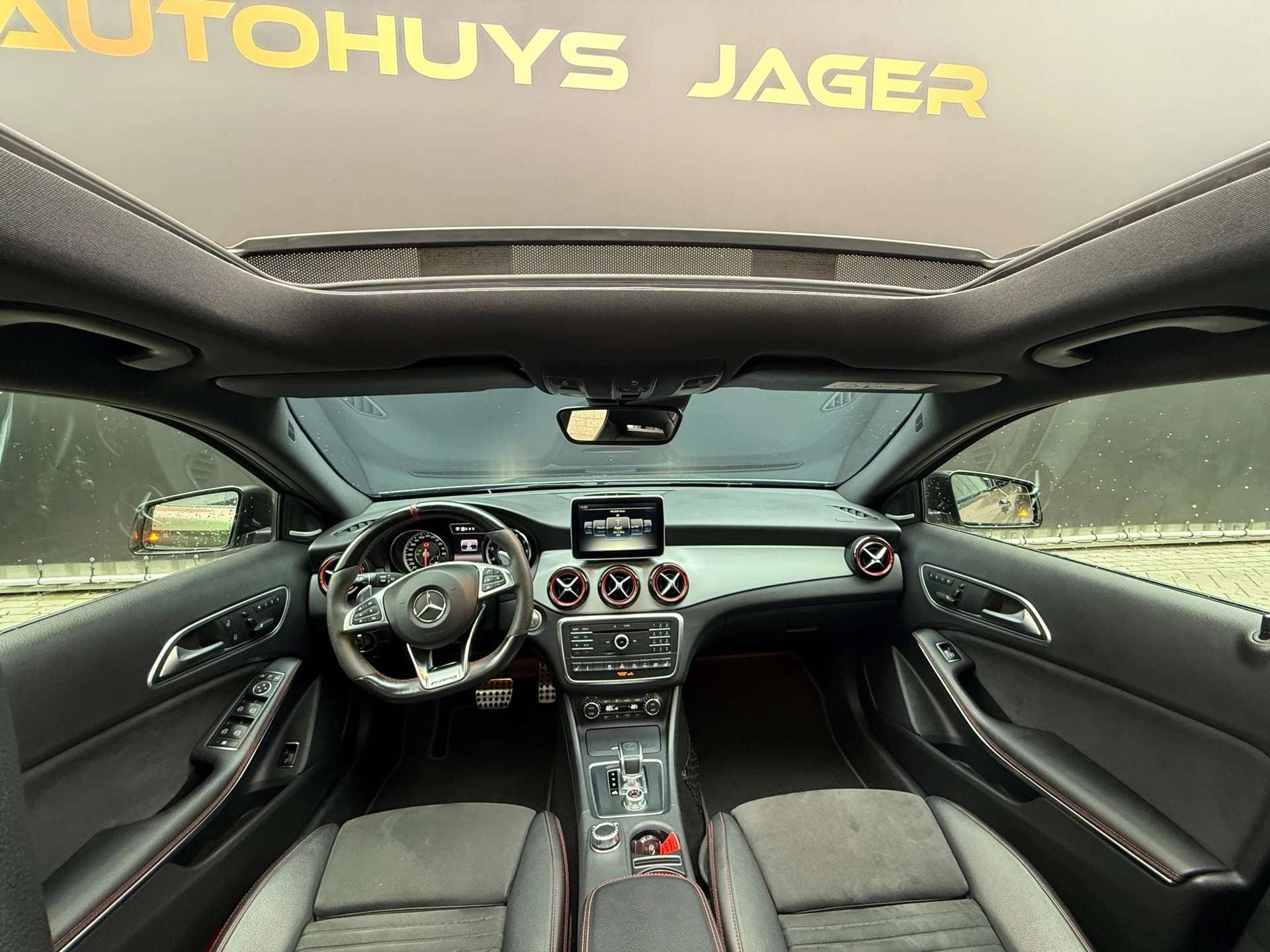Hoofdafbeelding Mercedes-Benz GLA