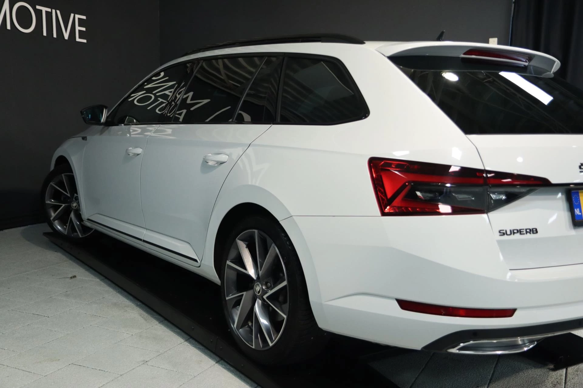 Hoofdafbeelding Škoda Superb