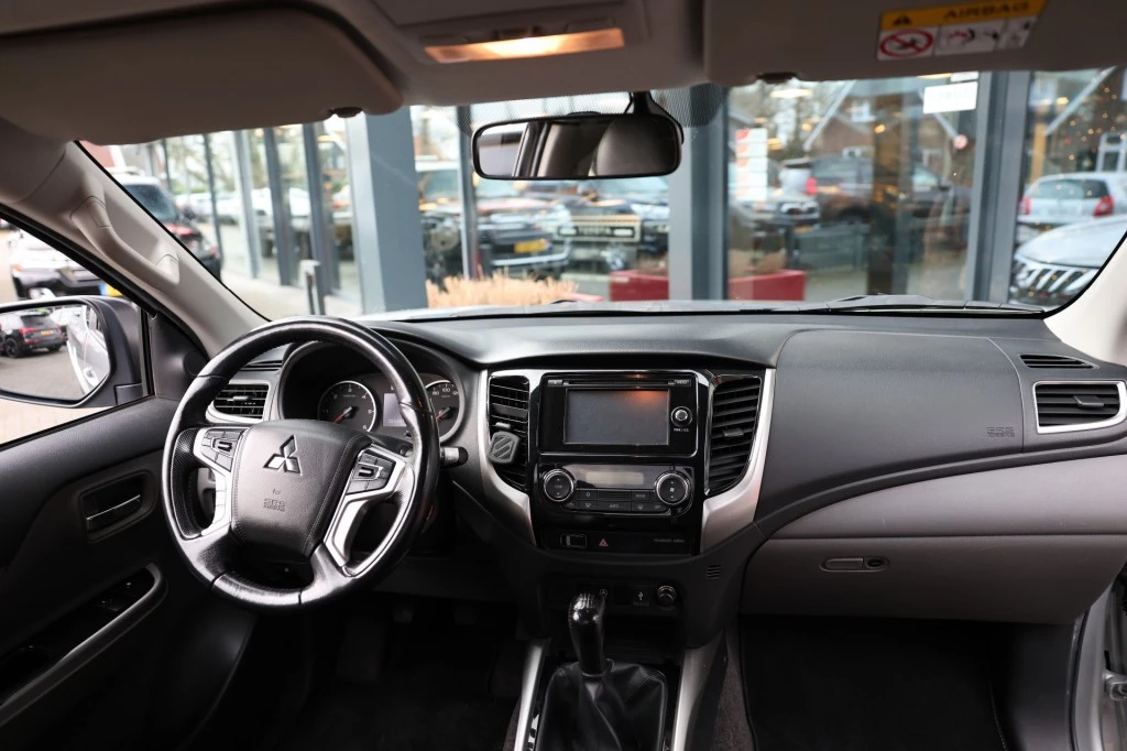 Hoofdafbeelding Mitsubishi L200