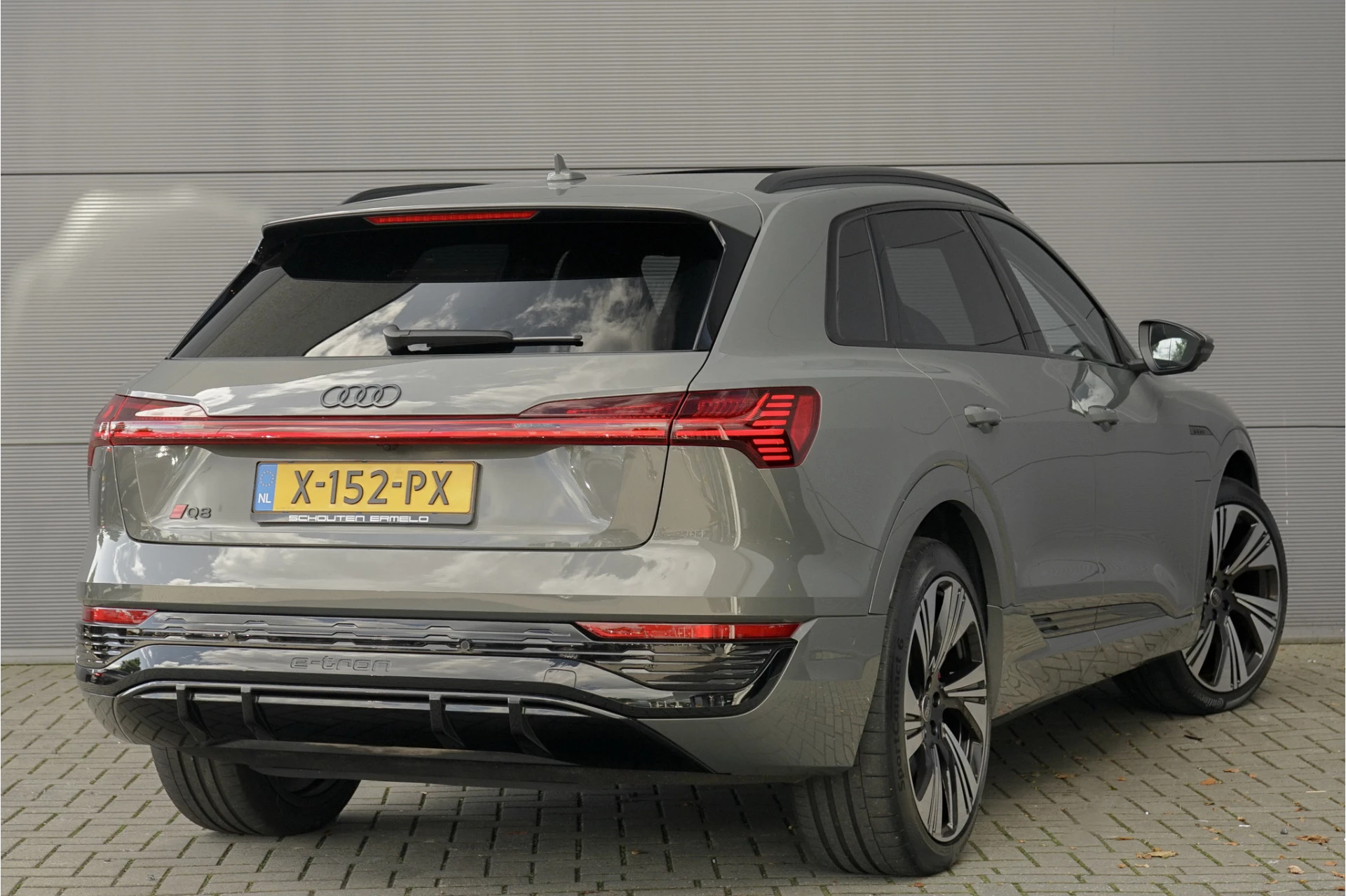 Hoofdafbeelding Audi Q8 e-tron