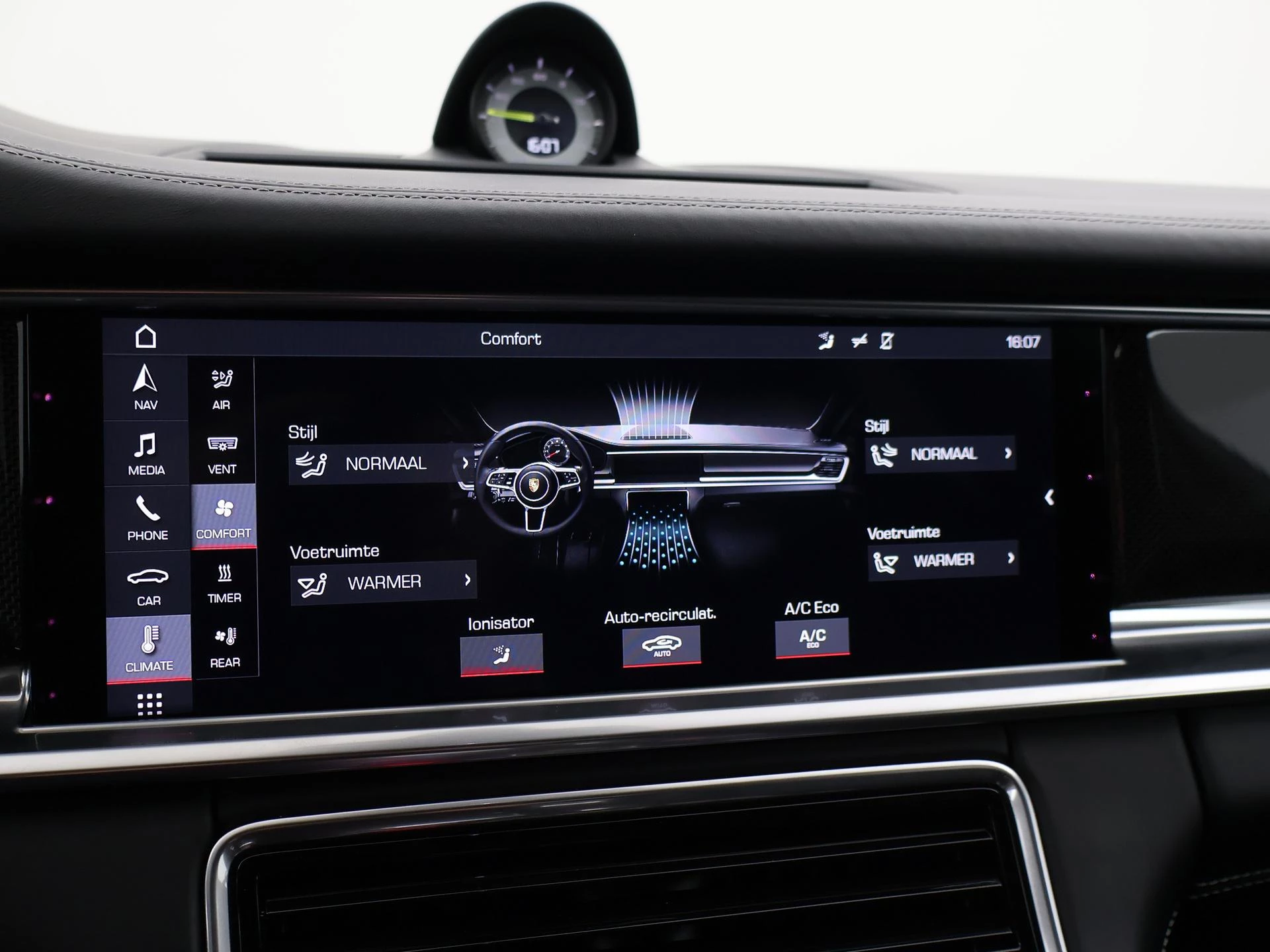 Hoofdafbeelding Porsche Panamera