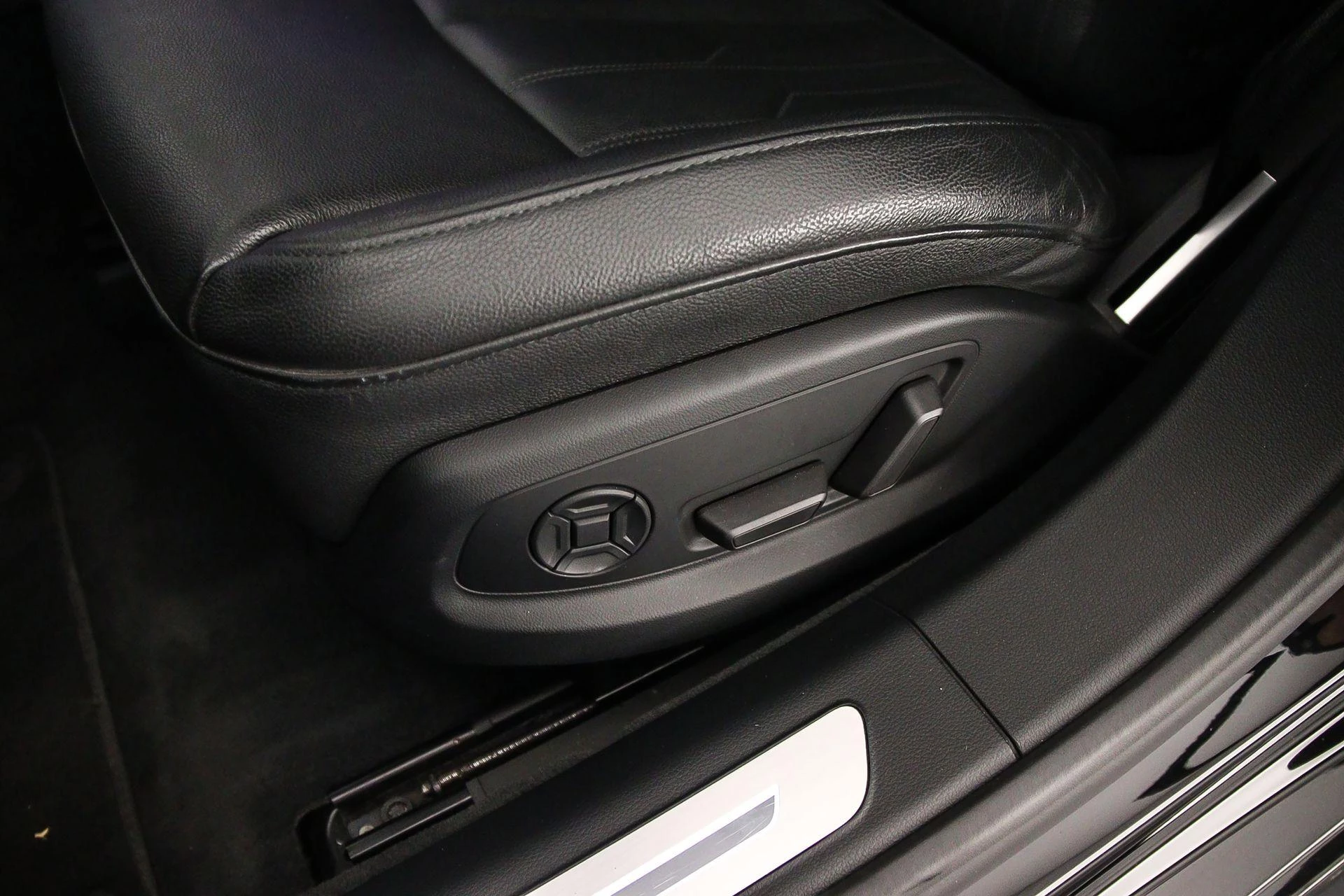 Hoofdafbeelding Audi A8