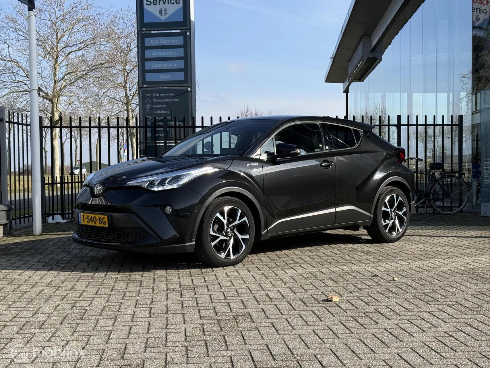 Hoofdafbeelding Toyota C-HR