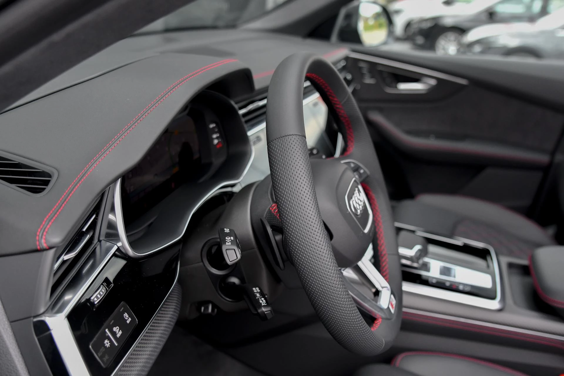 Hoofdafbeelding Audi Q8