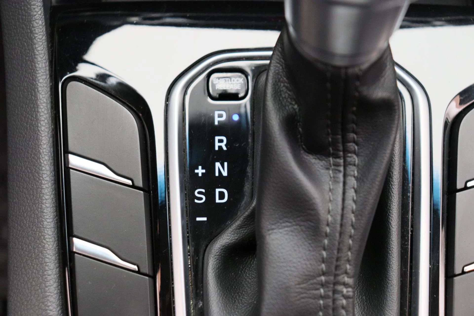 Hoofdafbeelding Hyundai IONIQ